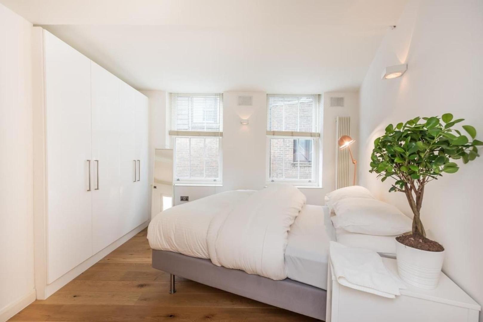Fantastic 1 Bedroom Flat Leicester Square West End London Bagian luar foto