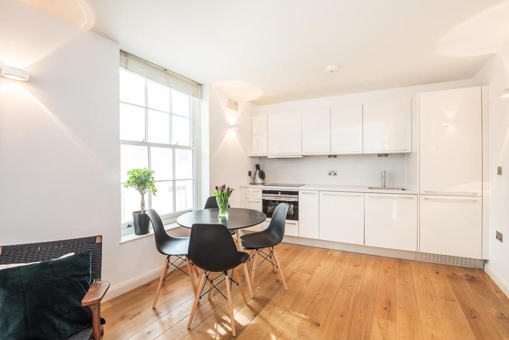 Fantastic 1 Bedroom Flat Leicester Square West End London Bagian luar foto